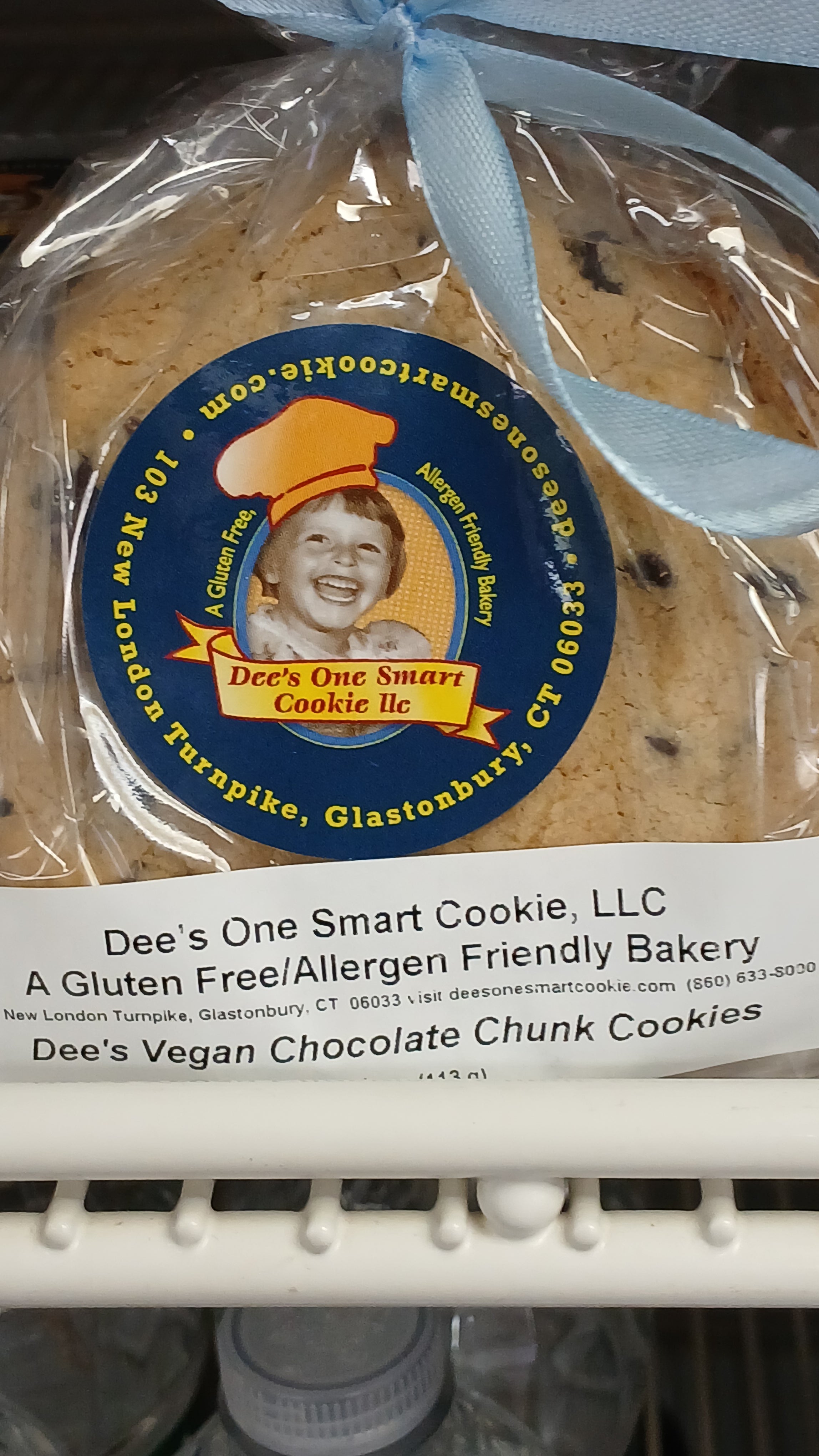 Vegan Oatmeal Chocolate Chunk Cookies